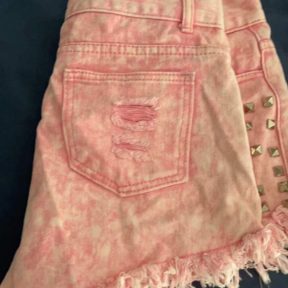 Short - Picture 3 of 3